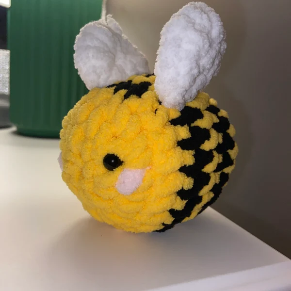 Bee Plushie